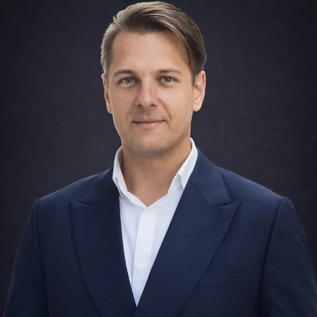 Ian Arden — Founder